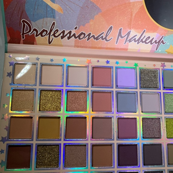 IGOODCO Ballet girl eyeshadow - Picture 3 of 5